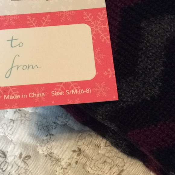 Muk Luk Slippers-NWT - Picture 3 of 5